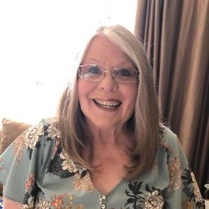 Meet your Posher, Linda